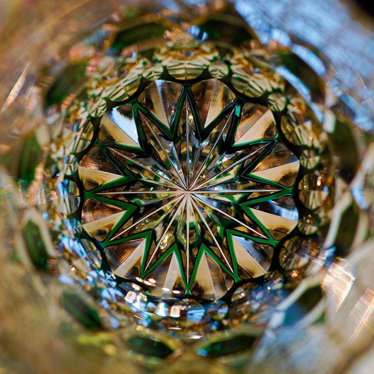 ClayWhispers Handcrafted Emerald Fluorite Whisky Glass With Wooden Box