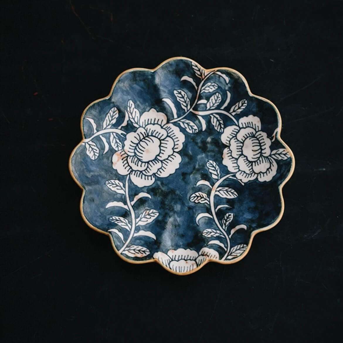 Hand-painted Retro Chinese Blue & White Coffee Cup - Artisan Crafted