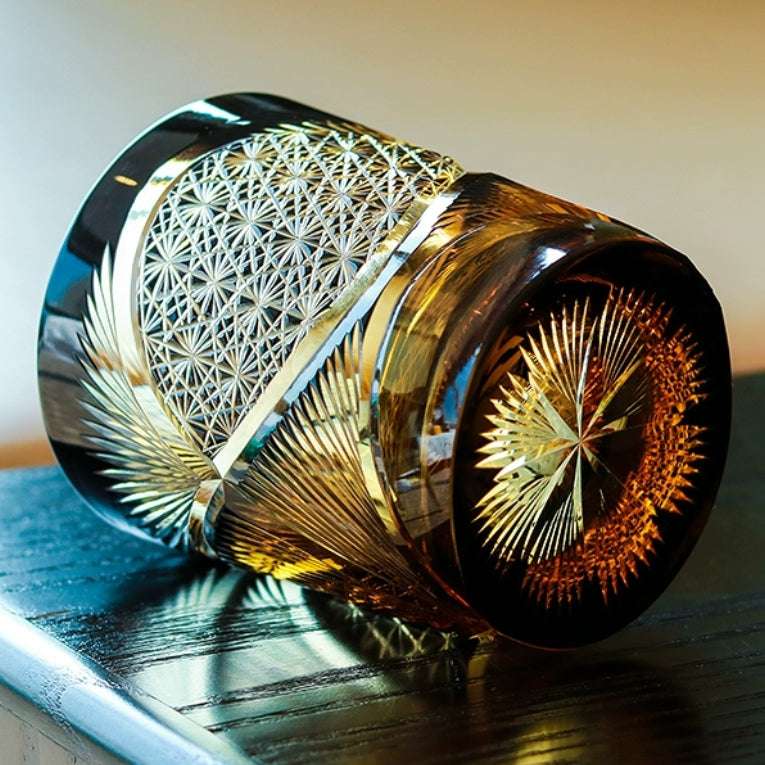 ClayWhispers Handcrafted Crane Feather Whisky Glass With Wooden Box